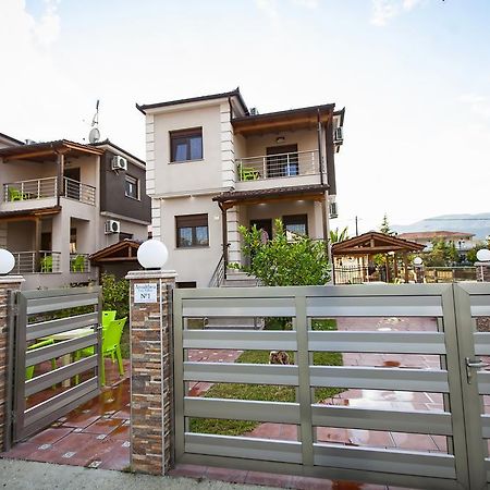Αmalia Lux Villas Vrasná Dış mekan fotoğraf