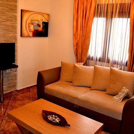 Αmalia Lux Villas Vrasná Dış mekan fotoğraf